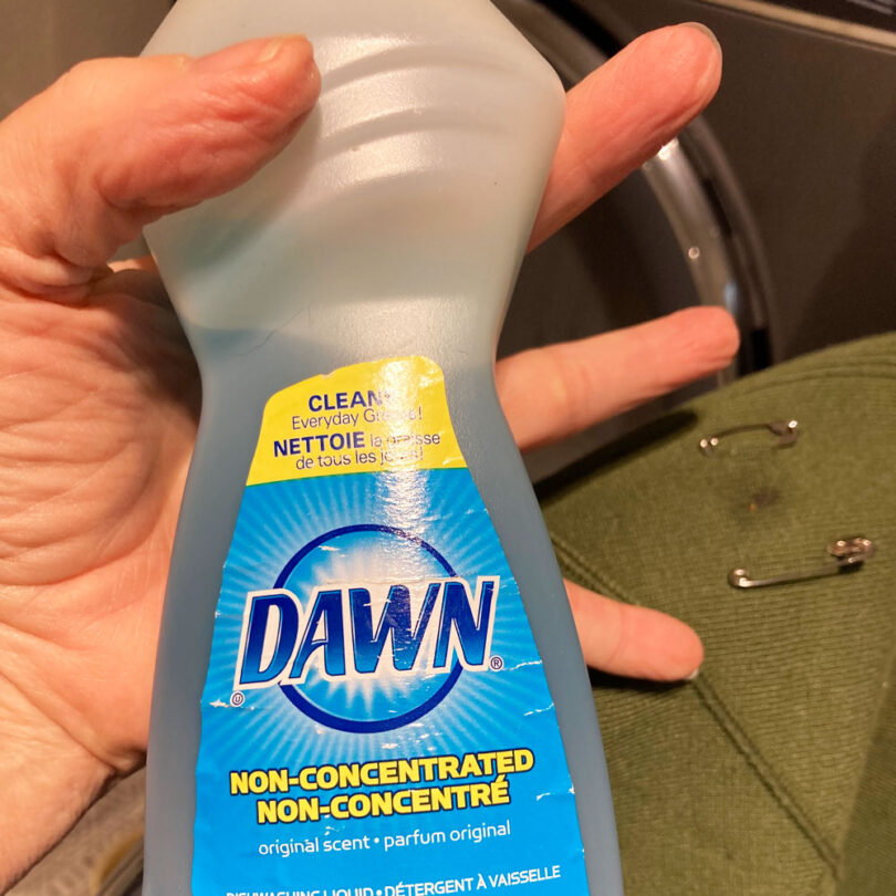 dawn dishwashing liquid for stain removal