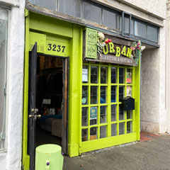 entrance to thrift shop oakland ca