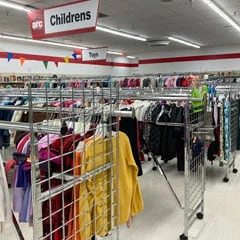 benefits of thrifting children's clothes selection