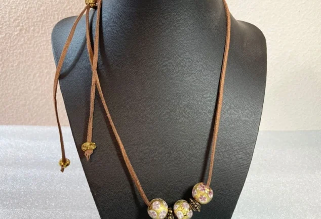 sliding knot adjustable length necklace finished sliding bead