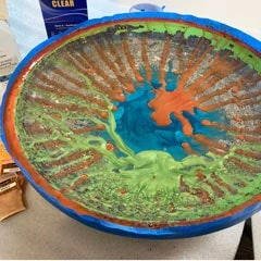 epoxy resin color during middle of green pour