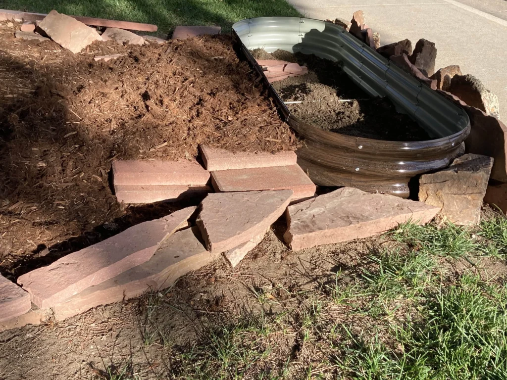 landscape blocks to avoid creating mulch volcano condition